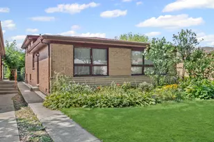 9218 Lavergne Ave, Skokie, IL 60077 - Photo 5