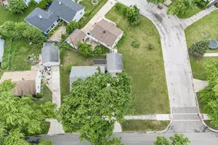 232 Westgate Dr, Aurora, IL 60506 - Photo 23