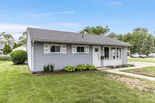 232 Westgate Dr, Aurora, IL 60506 - Photo 1