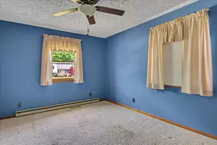904 Obrien St, Harvard, IL 60033 - Photo 15