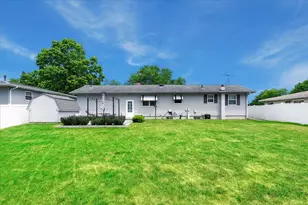 904 Obrien St, Harvard, IL 60033 - Photo 27