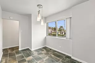 1727 E 74th St, Chicago, IL 60649 - Photo 7