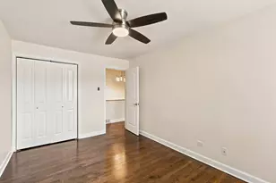 1727 E 74th St, Chicago, IL 60649 - Photo 13