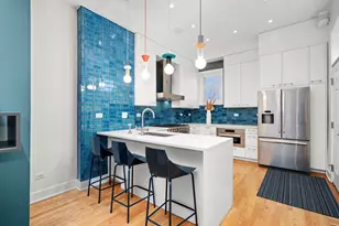 2113 N Clark St, Chicago, IL 60614 - Photo 3