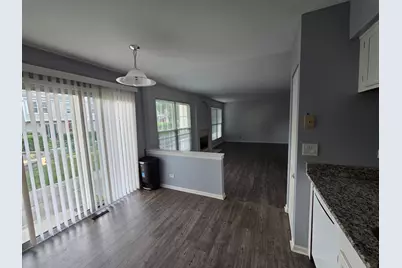 4793 Amber Circle, Hoffman Estates, IL 60192 - Photo 7
