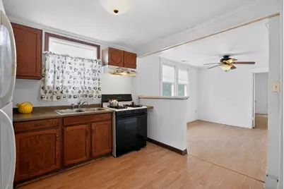1015 Glenn Drive, North Chicago, IL 60064 - Photo 9