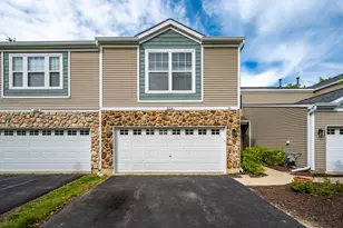604 Blackstone Ct, Aurora, IL 60504 - Photo 1