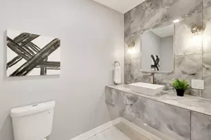 6730 W Dakin St, Chicago, IL 60634 - Photo 13
