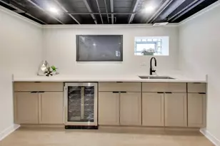6730 W Dakin St, Chicago, IL 60634 - Photo 25
