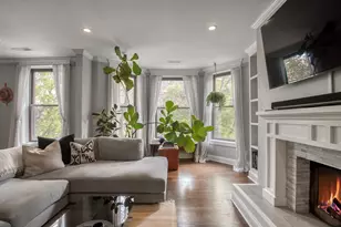 3842 N Sheffield Ave, Chicago, IL 60613 - Photo 3