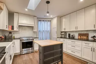 3842 N Sheffield Ave, Chicago, IL 60613 - Photo 13