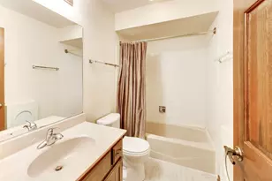 1648 Brentford Dr, Naperville, IL 60563 - Photo 21