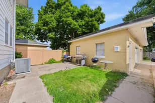 611 Webster St, Ottawa, IL 61350 - Photo 21