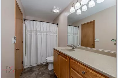 729 River Edge Circle, Ottawa, IL 61350 - Photo 11
