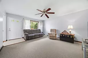 8852 Central Ave, Oak Lawn, IL 60453 - Photo 3