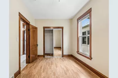 5337 W Berenice Avenue, Chicago, IL 60641 - Photo 7