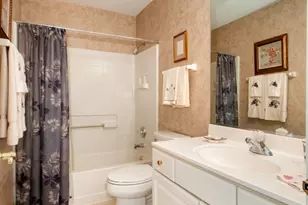 162 Fairway Dr, La Grange, IL 60525 - Photo 17