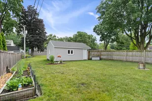 201 N Maple St, Mount Prospect, IL 60056 - Photo 27
