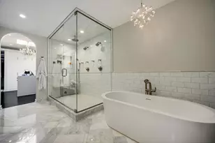 1953 N Howe St, Chicago, IL 60614 - Photo 35