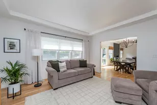 1206 Monroe Ave, Winthrop Harbor, IL 60096 - Photo 5