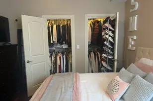 1367 E 64th St, Chicago, IL 60637 - Photo 15