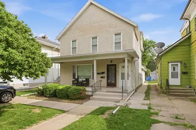 613 Webster Street, Ottawa, IL 61350 - Photo 1