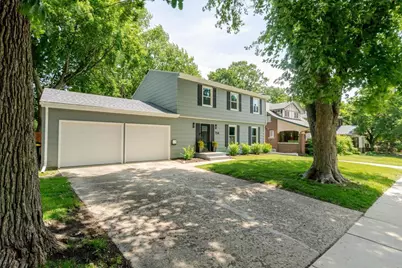704 S Fell Avenue, Normal, IL 61761 - Photo 3
