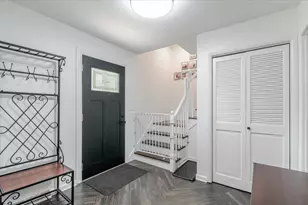 704 S Fell Ave, Normal, IL 61761 - Photo 5