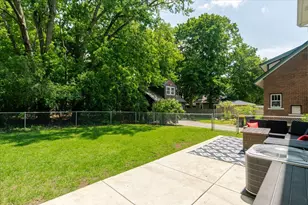 704 S Fell Ave, Normal, IL 61761 - Photo 35