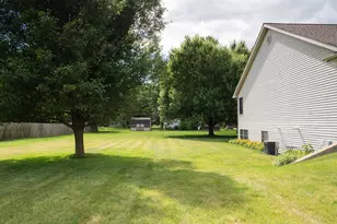 10092 Raindance Dr E, Rochelle, IL 61068 - Photo 43