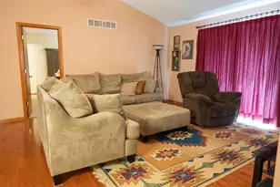 10092 Raindance Dr E, Rochelle, IL 61068 - Photo 13