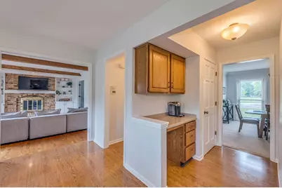 614 Marion Avenue, Saint Charles, IL 60174 - Photo 11