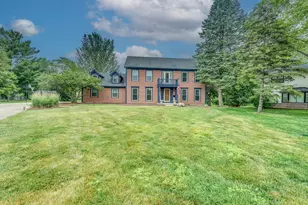 614 Marion Ave, Saint Charles, IL 60174 - Photo 3
