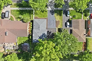 188 W Kathleen Dr, Park Ridge, IL 60068 - Photo 9