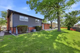 188 W Kathleen Dr, Park Ridge, IL 60068 - Photo 5