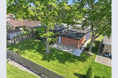 188 W Kathleen Drive, Park Ridge, IL 60068 - Photo 7