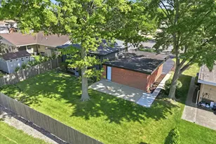 188 W Kathleen Dr, Park Ridge, IL 60068 - Photo 7