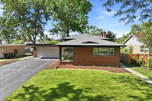 188 W Kathleen Dr, Park Ridge, IL 60068 - Photo 3