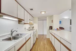 2525 N Sheffield Ave, Chicago, IL 60614 - Photo 15