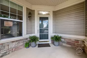 4037 Candlewood Ln, Naperville, IL 60564 - Photo 3