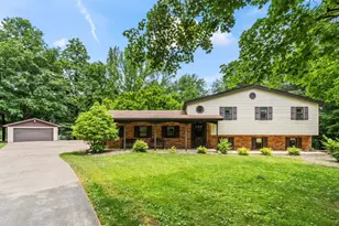 1368 E 16th Rd, Streator, IL 61364 - Photo 1