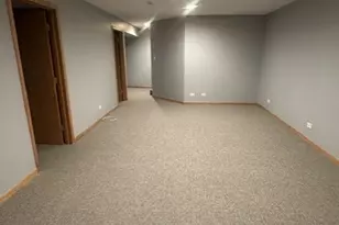 1767 Pebble Beach Dr, Hoffman Estates, IL 60169 - Photo 37