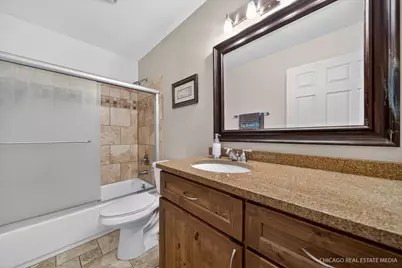 1125 Dovercliff Way, Crystal Lake, IL 60014 - Photo 21