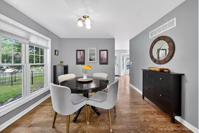 1125 Dovercliff Way, Crystal Lake, IL 60014 - Photo 5