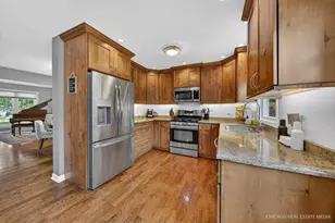 1125 Dovercliff Way, Crystal Lake, IL 60014 - Photo 13