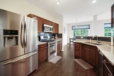 439 Bay Tree Circle, Vernon Hills, IL 60061 - Photo 11
