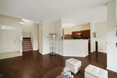 439 Bay Tree Circle, Vernon Hills, IL 60061 - Photo 5