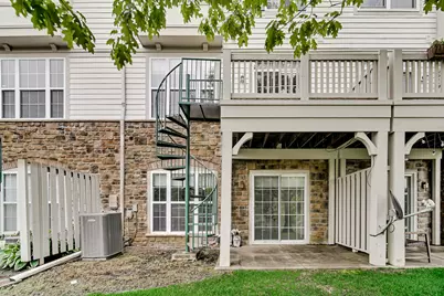 439 Bay Tree Circle, Vernon Hills, IL 60061 - Photo 35