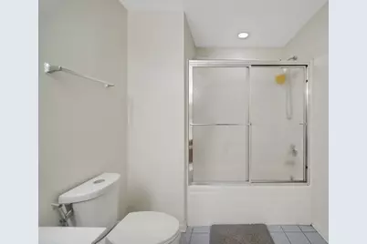 439 Bay Tree Circle, Vernon Hills, IL 60061 - Photo 23