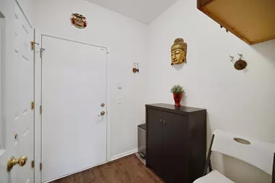 439 Bay Tree Circle, Vernon Hills, IL 60061 - Photo 13